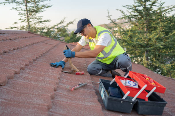Best Emergency Roof Repair  in Baldwyn, MS